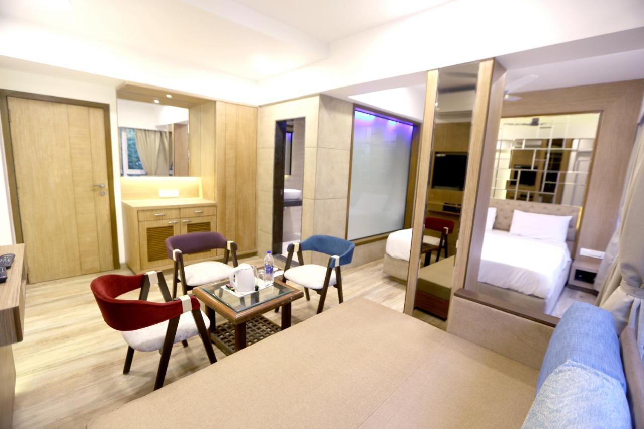 Mira-Bhayandar Hotel Sa Residency מראה חיצוני תמונה